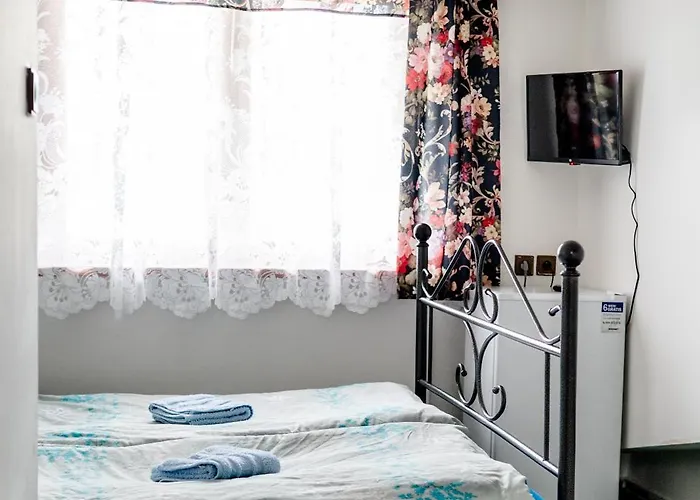 Quarto em Acomodações Particulares Faany *